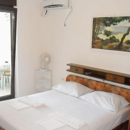 Apartments By The Sea Suha Punta, Rab - 5050 캄포르 객실 사진