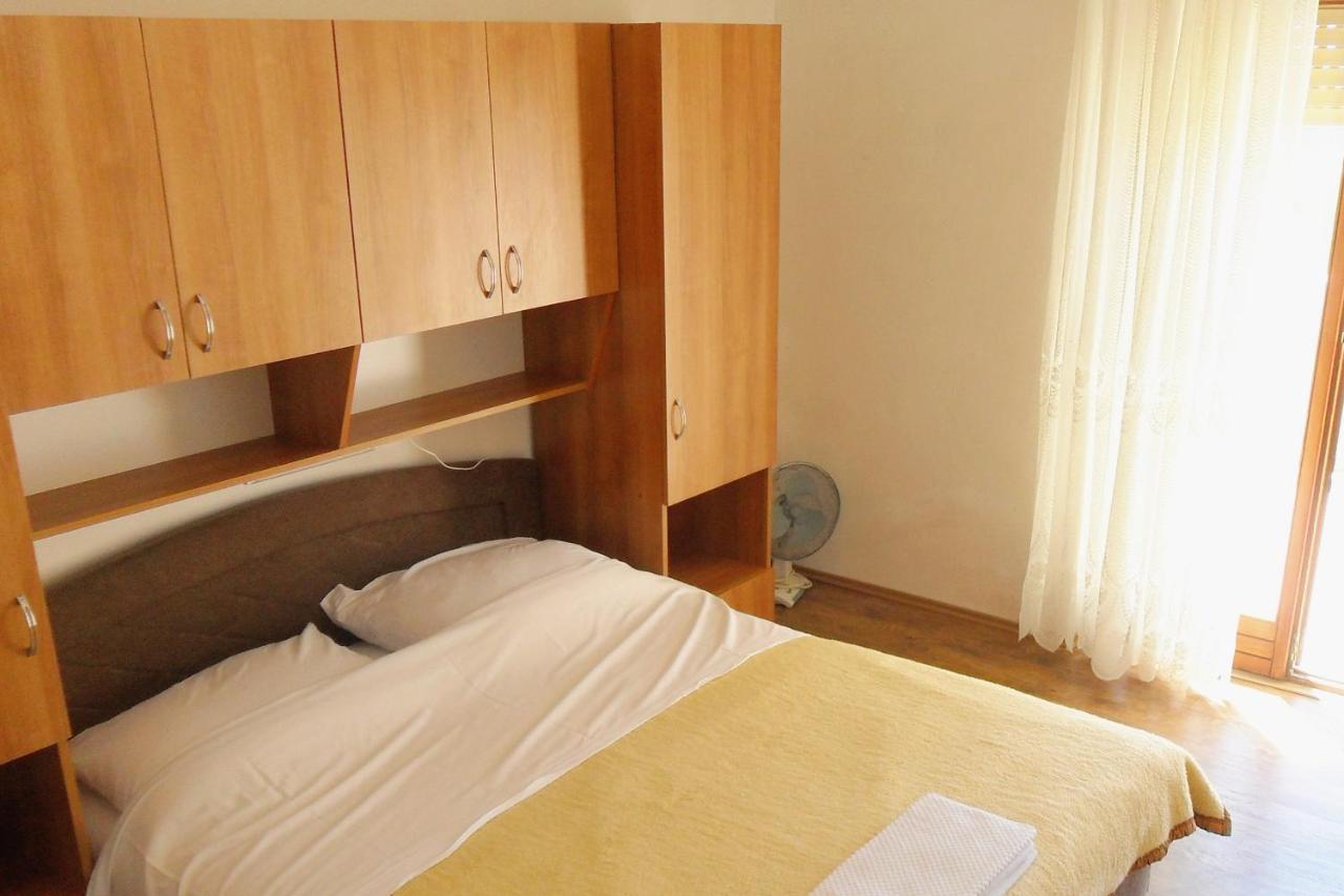 Apartments By The Sea Suha Punta, Rab - 5050 캄포르 외부 사진