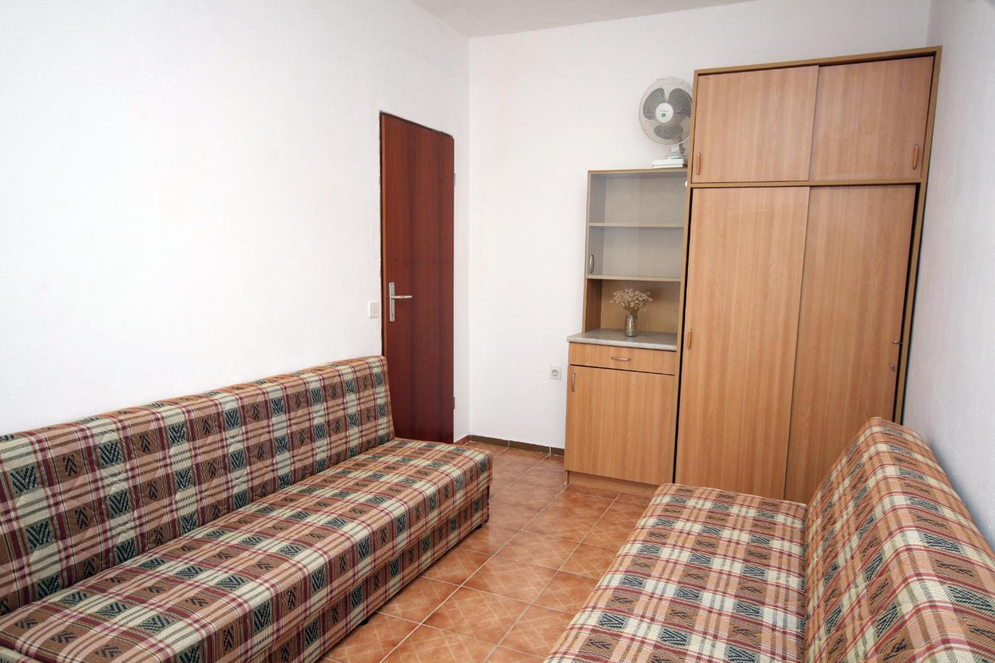 Apartments By The Sea Suha Punta, Rab - 5050 캄포르 객실 사진
